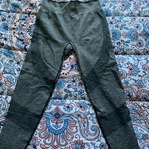 Victoria’s Secret pink seamless leggings